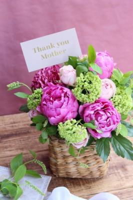 【2025母の日限定アレンジ・大阪市内配達区域限定】Peony(ピオニー)