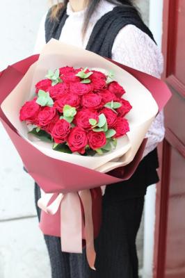 プロポーズ・記念日におすすめ 21本の赤バラの花束
